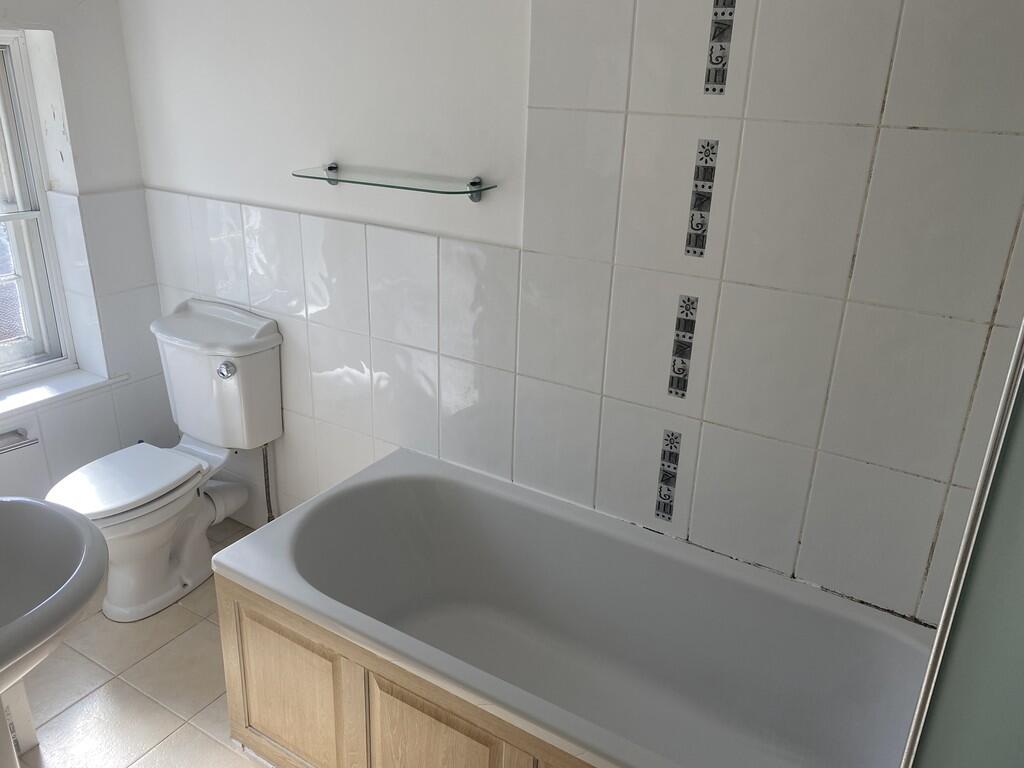 Apartment in Southampton - More