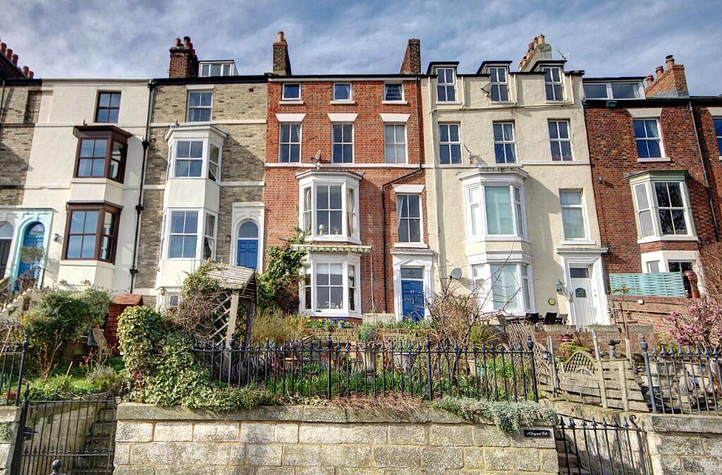 Main image of property: 22 Esk Terrace, Whitby, North Yorkshire, YO21 1PA