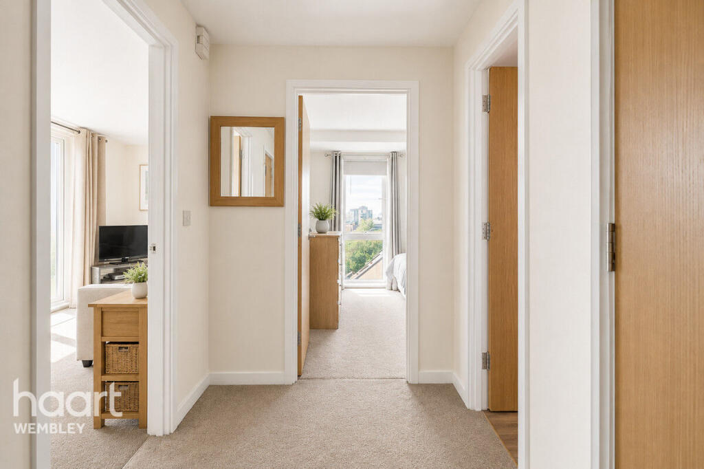 Apartment in London - View 2