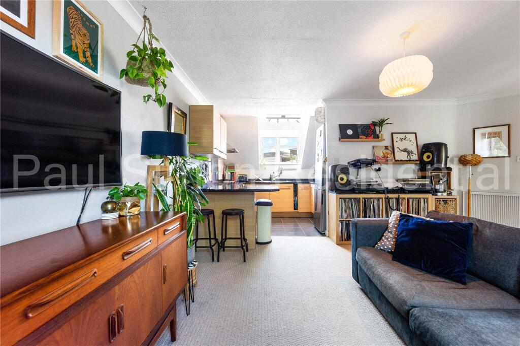 Main image of property: Finsbury Park Avenue, London, N4