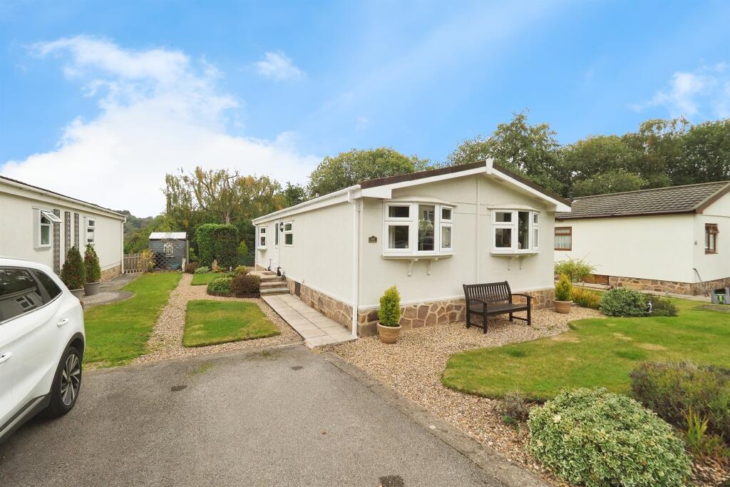 2-bed caravan on Cupola Park, Whatstandwell, MATLOCK, £145,000
