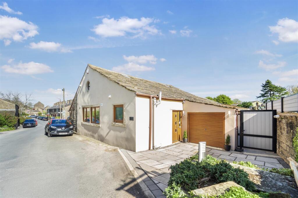 Main image of property: Salterforth Lane, Salterforth