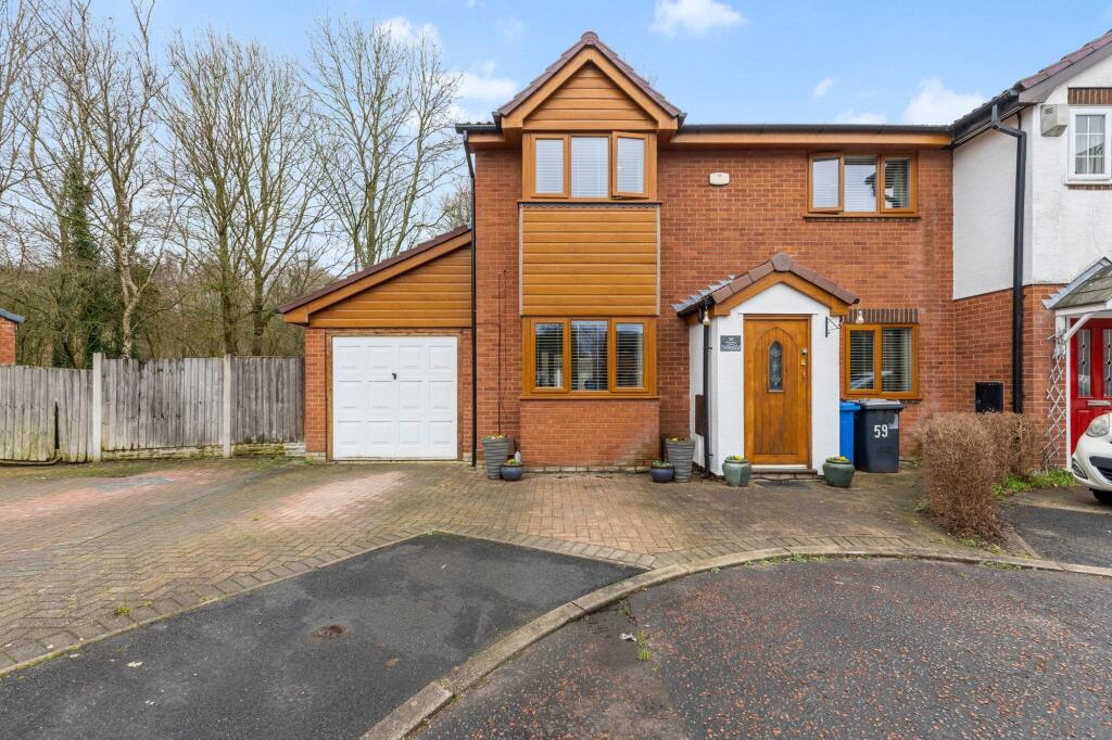 3-bed semi-detached on Mccarthy Close, Birchwood, WA3, £280,000