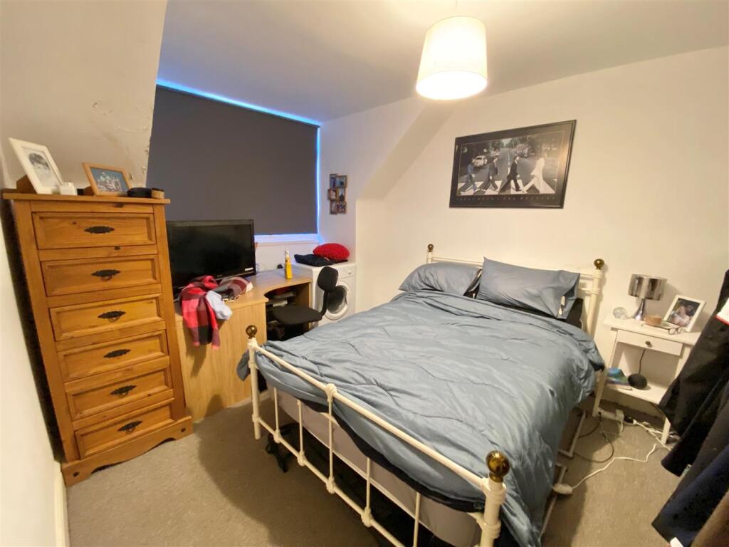 Additional image 4 of Bradmore Green, Brookmans Park, Herts