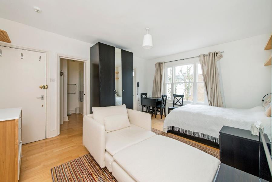 Main image of property: Cardigan Road, TW10