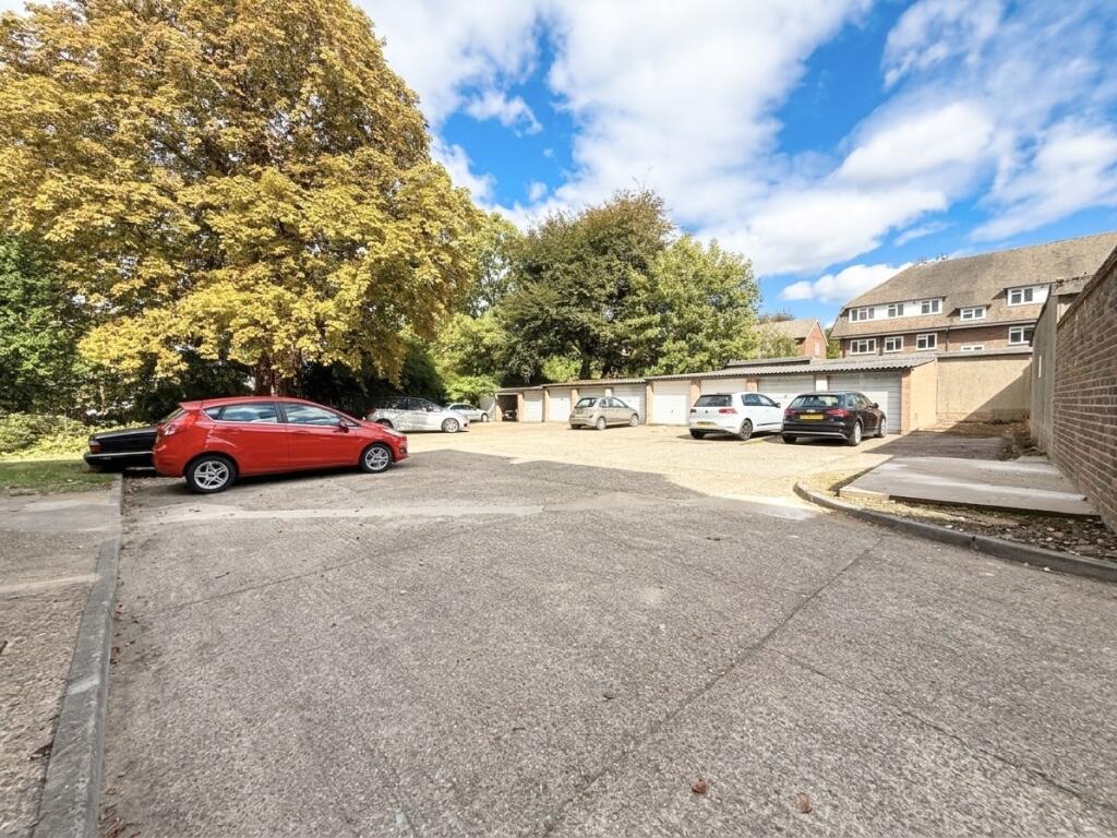 Property photo 8
