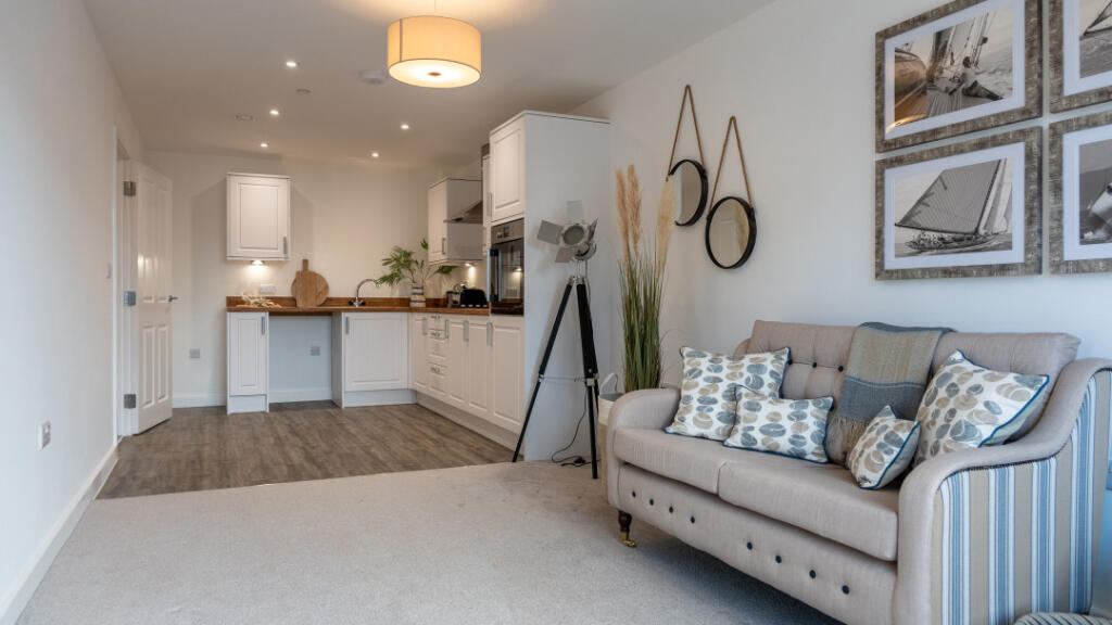 Apartment in Portsmouth - View 2