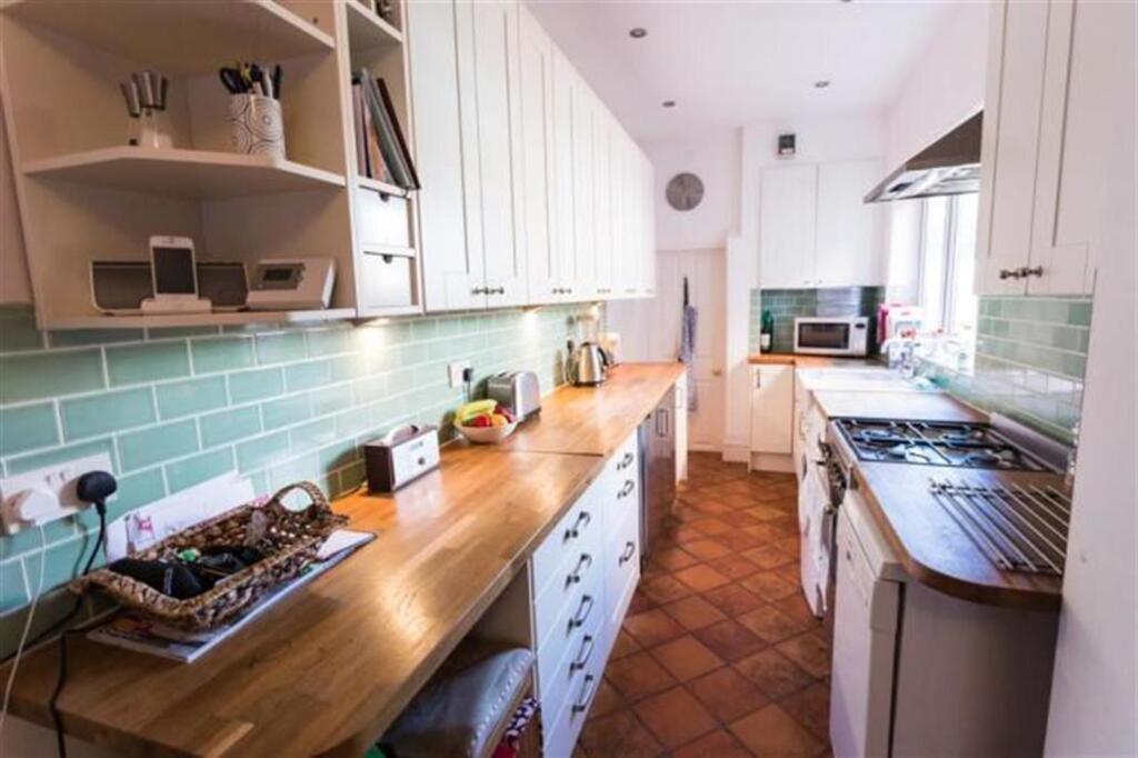 Main image of property: Victoria Road, Harborne, Birmingham, B17 0AE