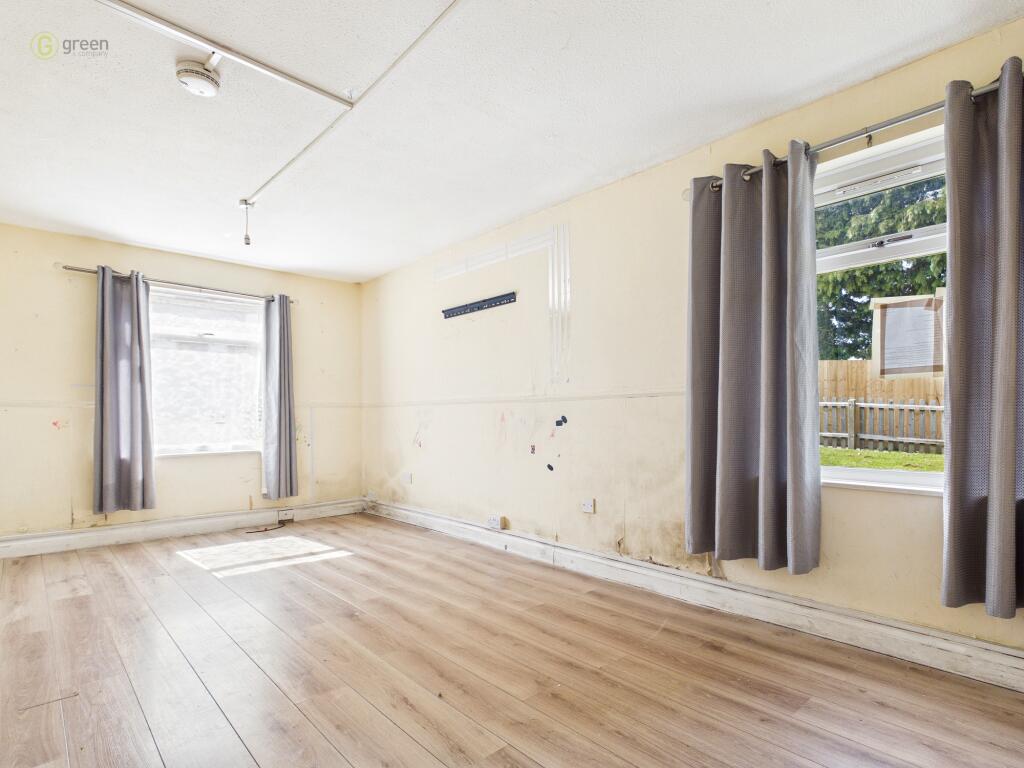 Apartment in Solihull, Chelmsley Wood - View 4