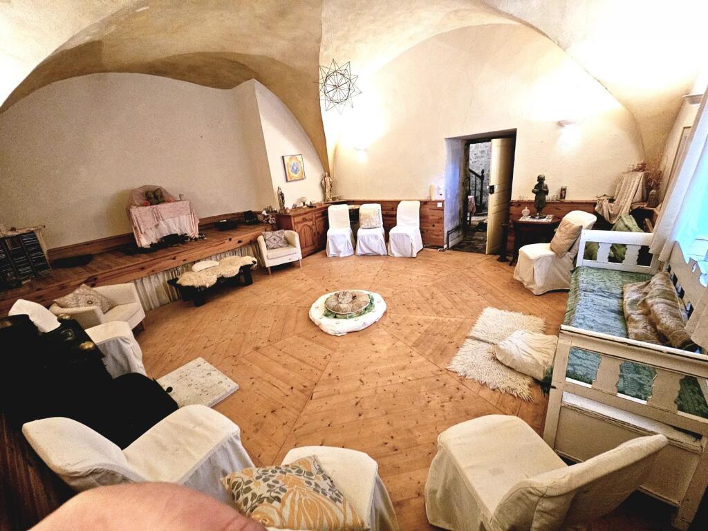 Main image of property: Languedoc-Roussillon, Aude, St-Benoît