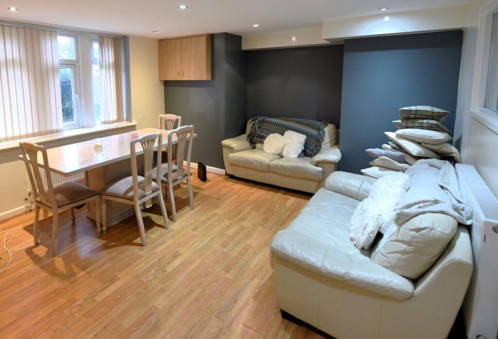 Main image of property: 8 Wood Lane