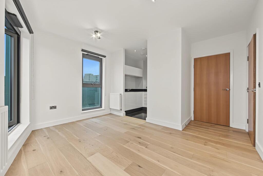 Apartment in London - View 3