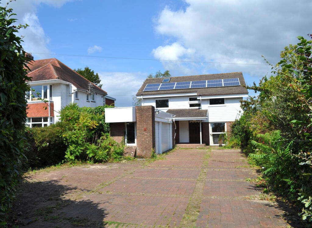 4-bed detached on Northway Murton Swansea Sa3 3jn, £625,000
