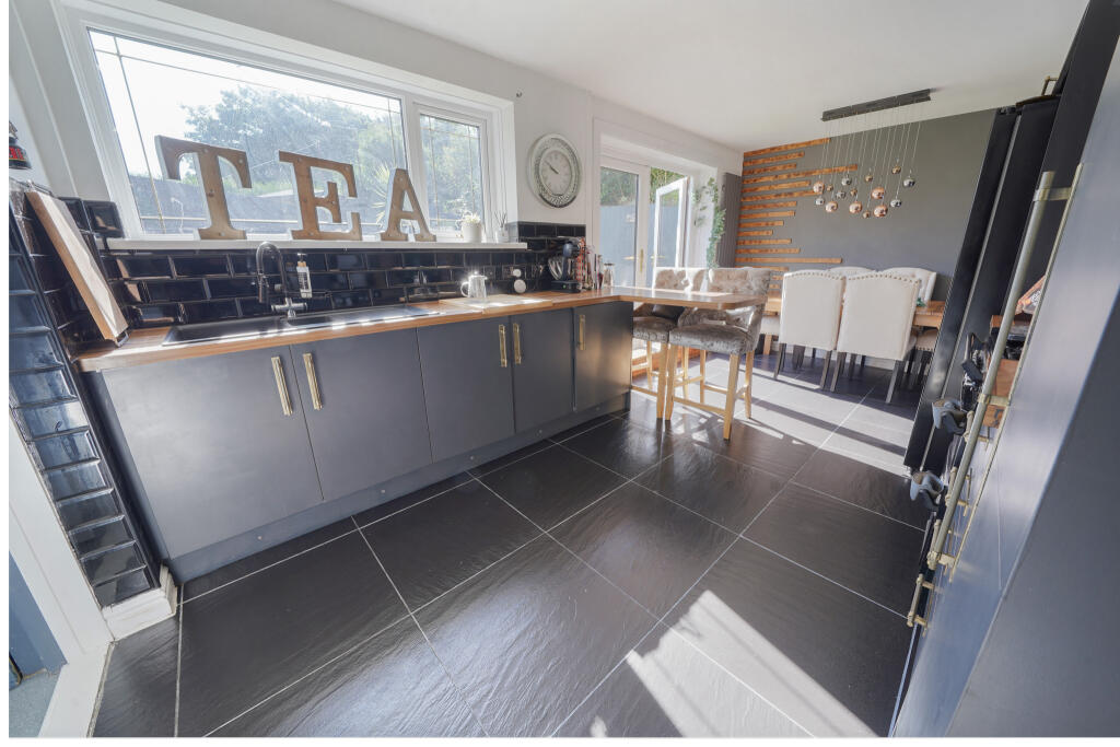 House in Swansea - View 5