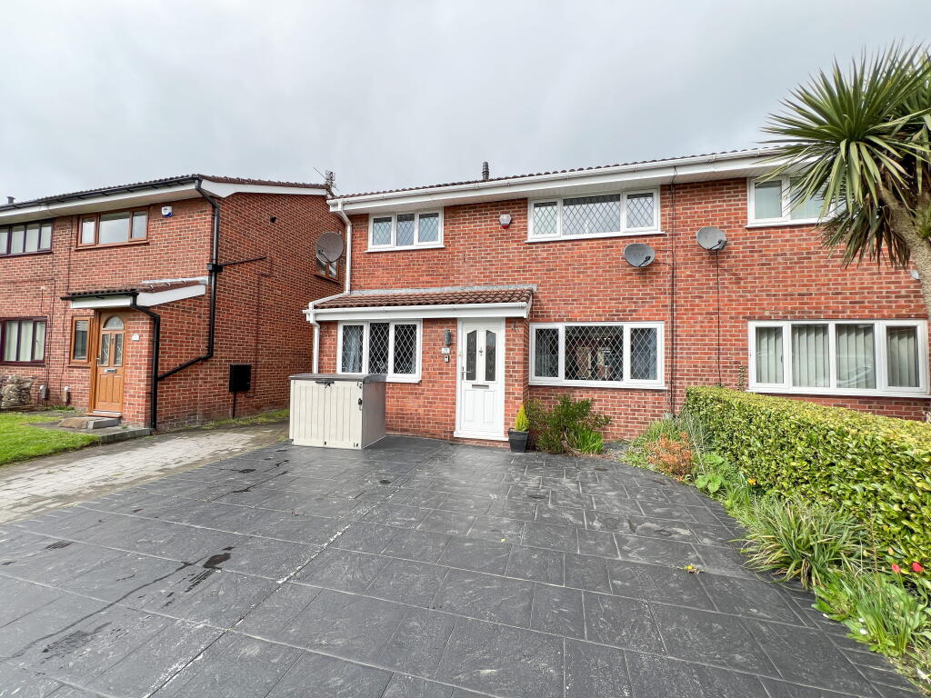 Main image of property: Kingfisher Avenue, Audenshaw
