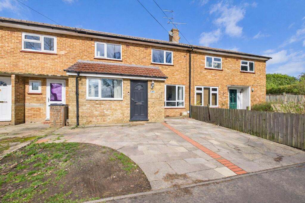 Main image of property: Kingsbridge Cottages, Nine Mile Ride, Wokingham, Berkshire, RG40