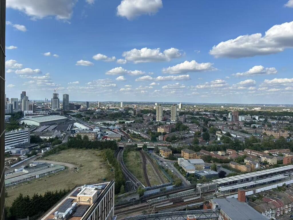 Menara Point, Affinity View, London
