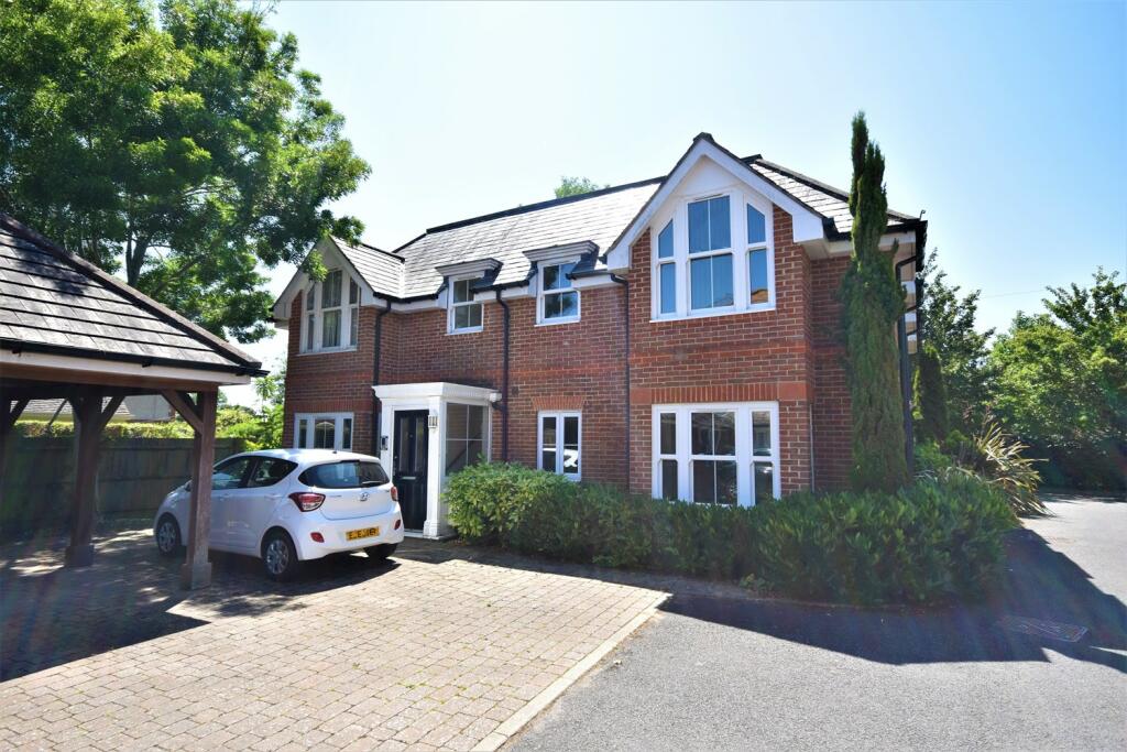 Main image of property: Geranium Lodge, Geranium Gardens, Denmead, Waterlooville, PO7
