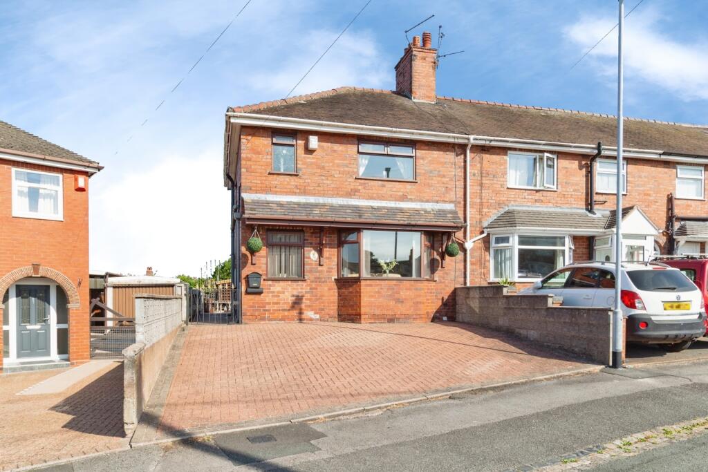 Main image of property: Mayfield Place, Newcastle, Staffordshire, ST5