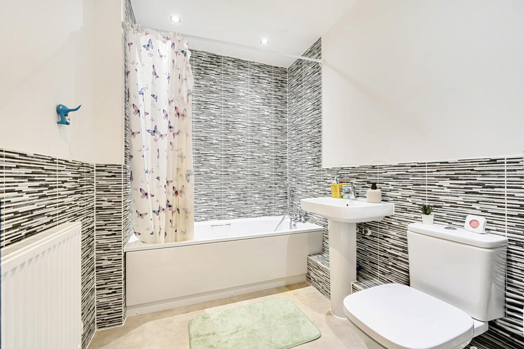 Apartment in Reading - More