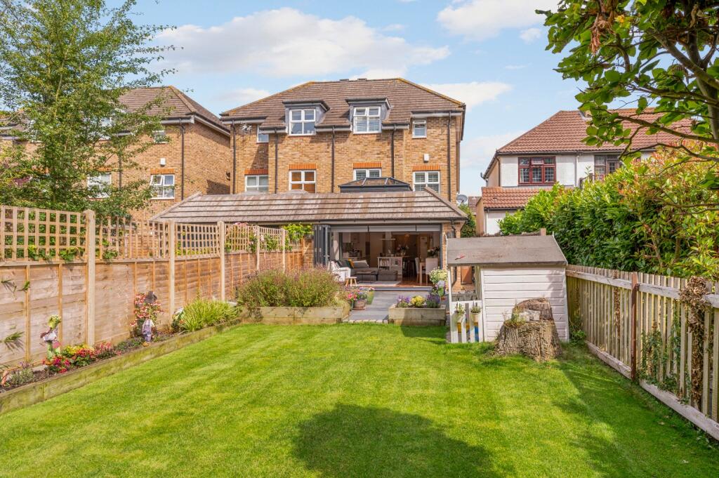 House in Twickenham - View 5