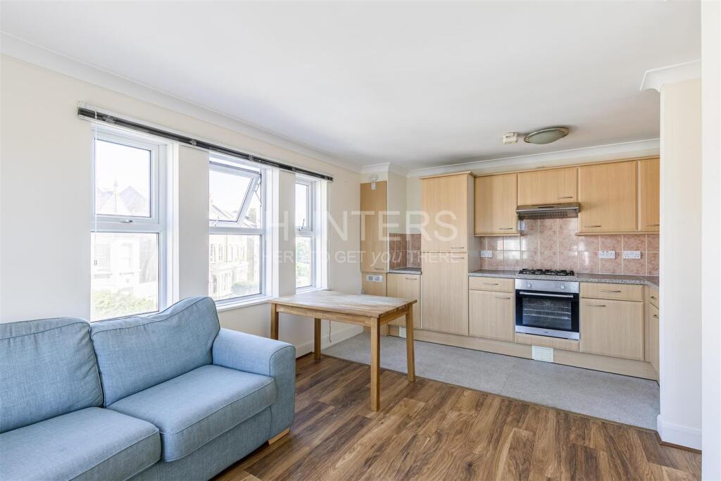Apartment in London - View 2