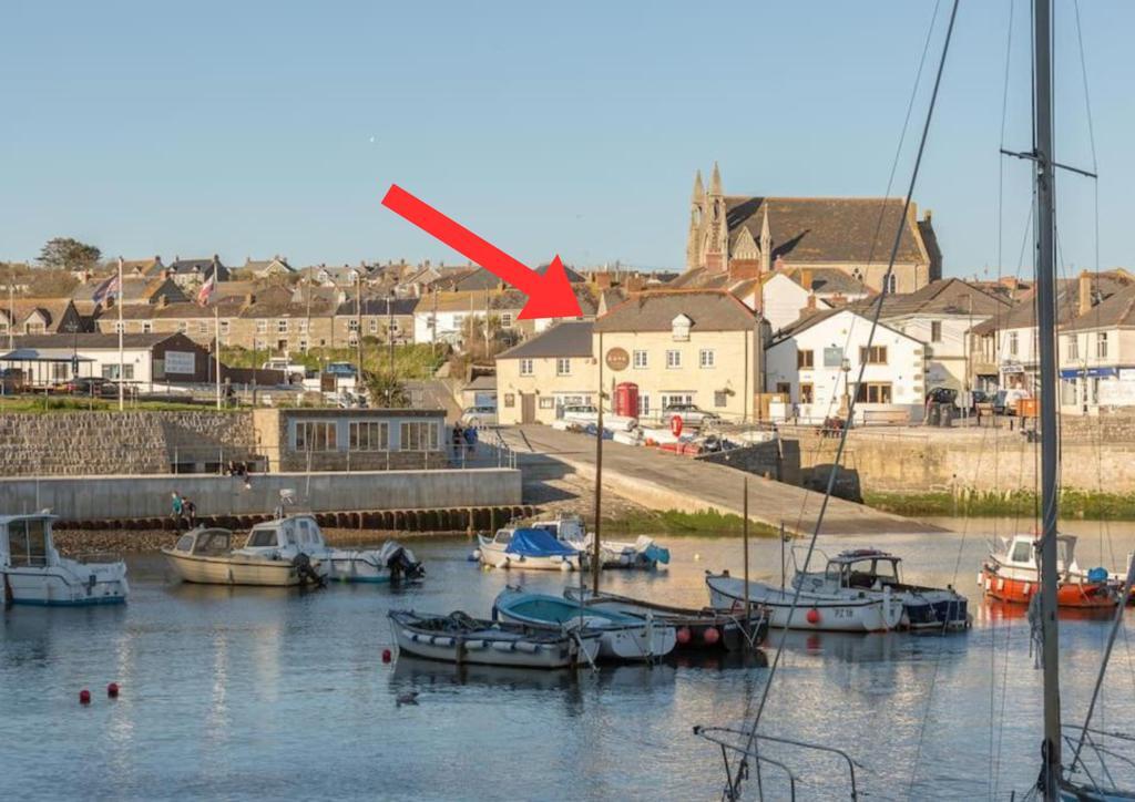 Main image of property: Harbourside Restaurant Opportunity, Harbour Head, Porthleven, Helston, Cornwall, TR13 9JA