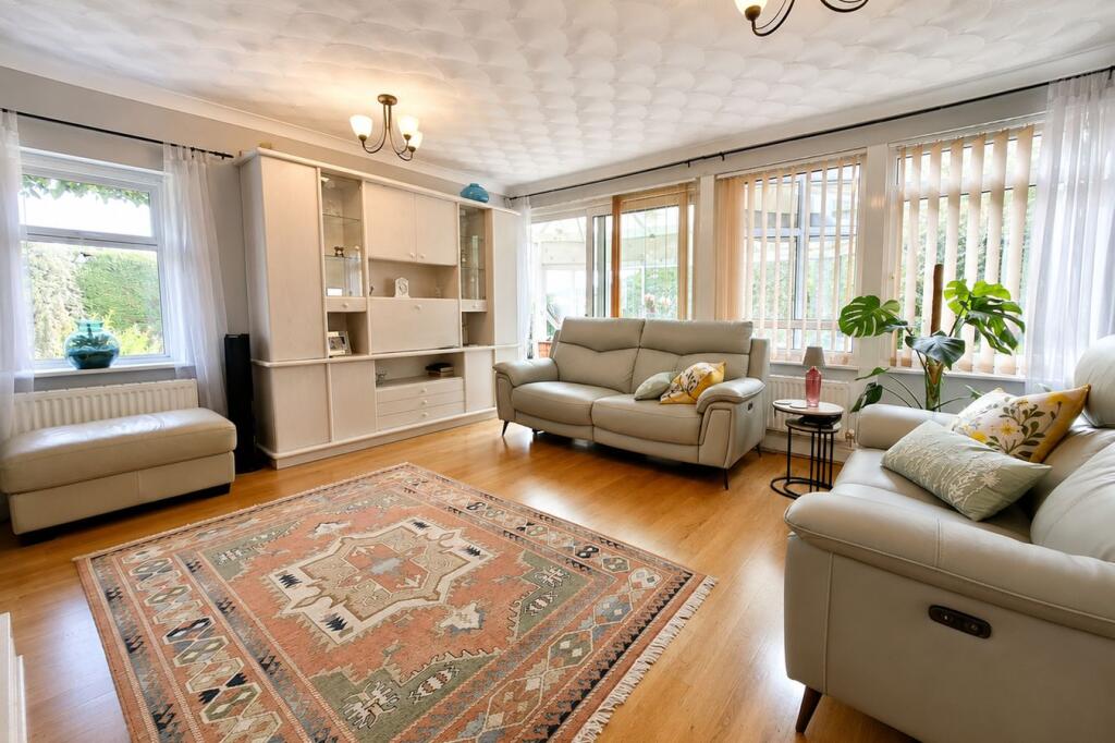 Minster Close, Hatfield, AL10 photo 3