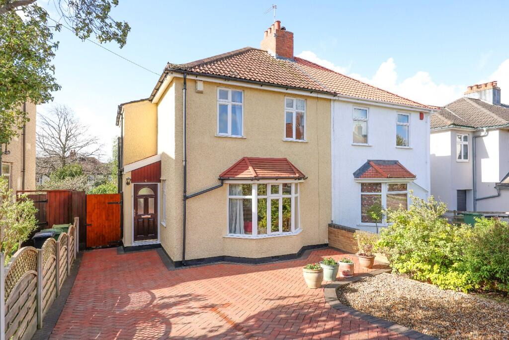 House in Bristol, Manor Farm, Southmead - View 2