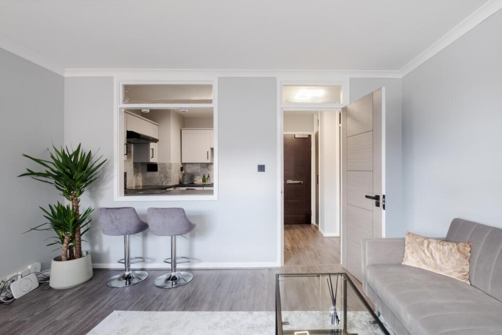 Apartment in London - View 2