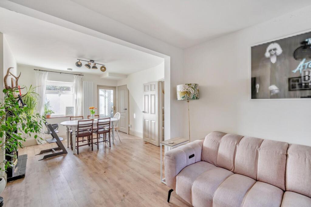 House in Bath - View 4