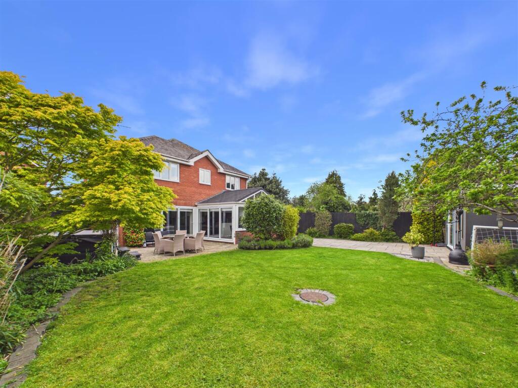 Princes Avenue, Droitwich photo 3