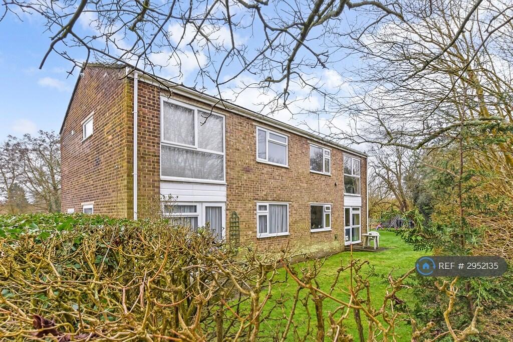 Main image of property: Alderfield, Petersfield, GU32