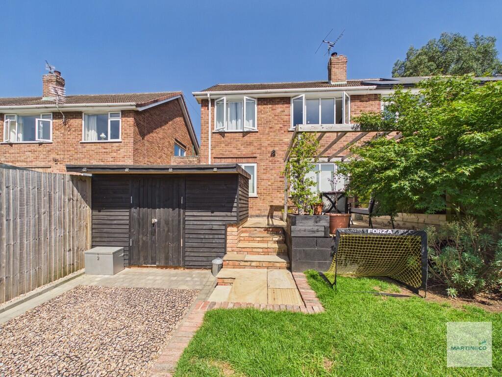 Main image of property: Redland Drive, Chilwell