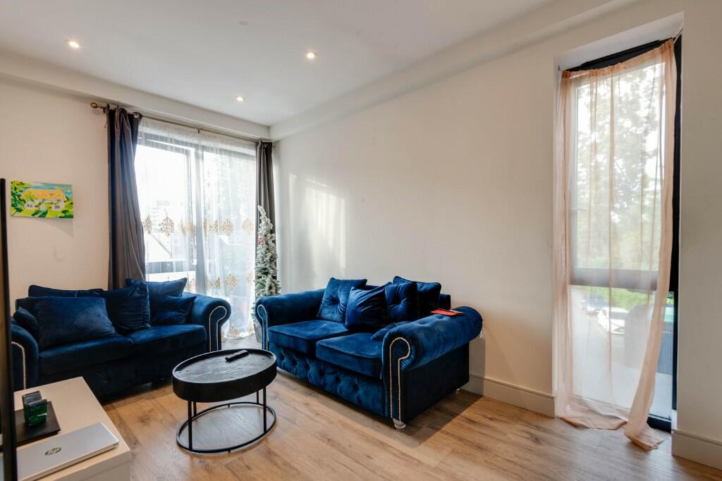 Main image of property: Nixey Close, Slough, Berkshire, SL1