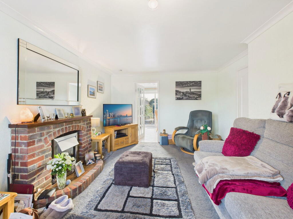 House in Redhill - View 5