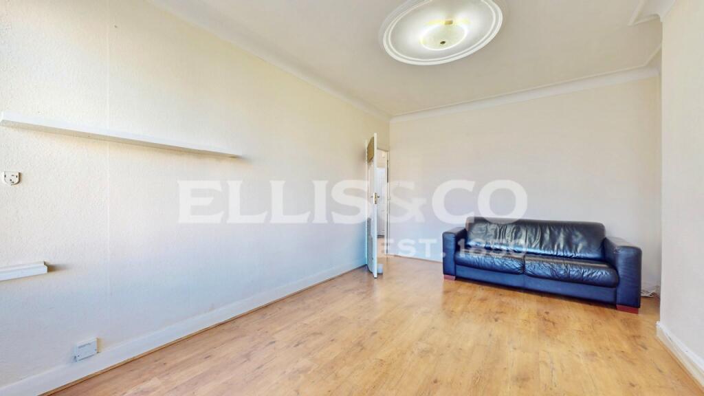 Apartment in London, Preston - View 4
