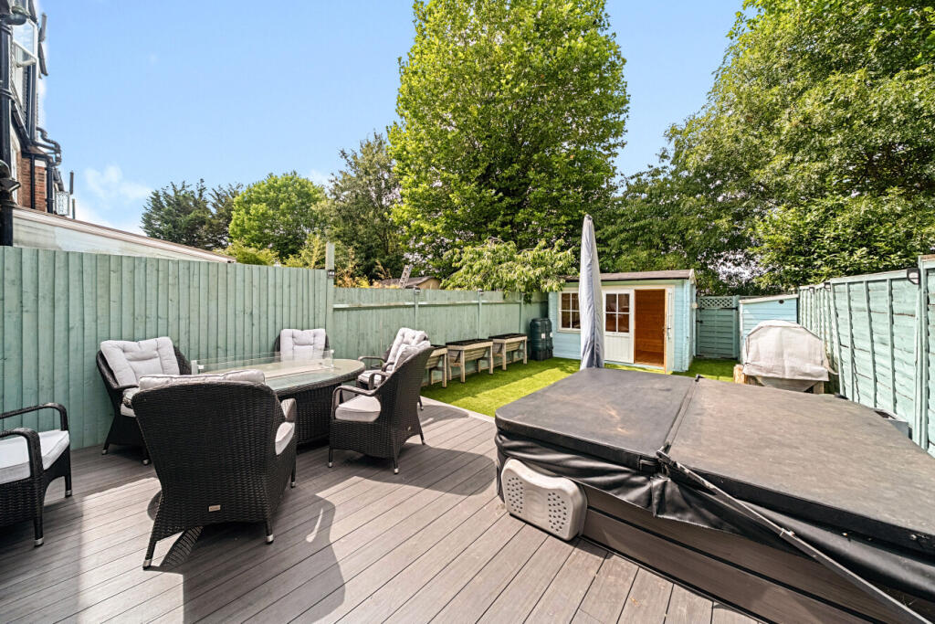 House in London - More