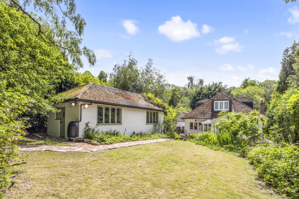 House in Redhill - View 4
