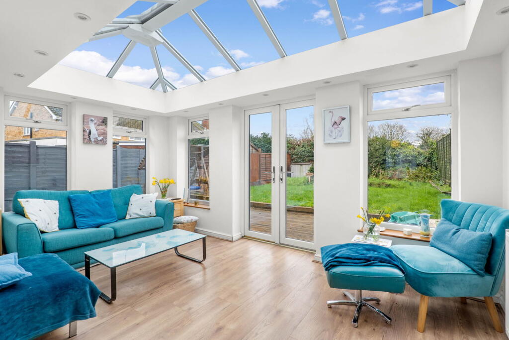 House in Worcester - View 5
