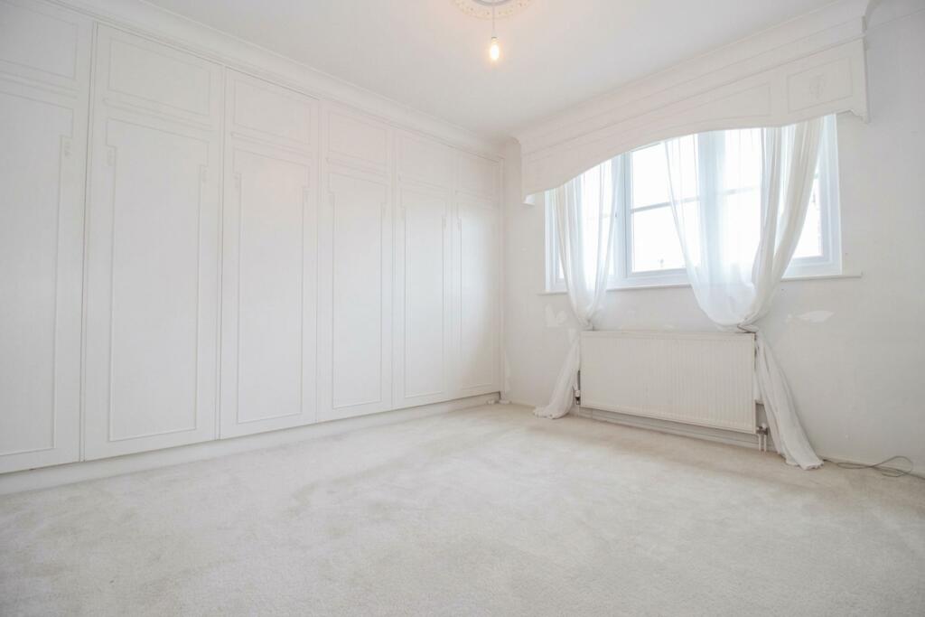 House in Watford - View 4