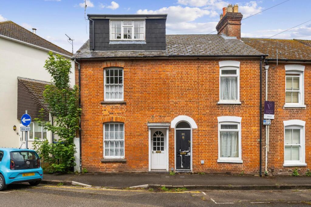 Main image of property: College Street, Salisbury