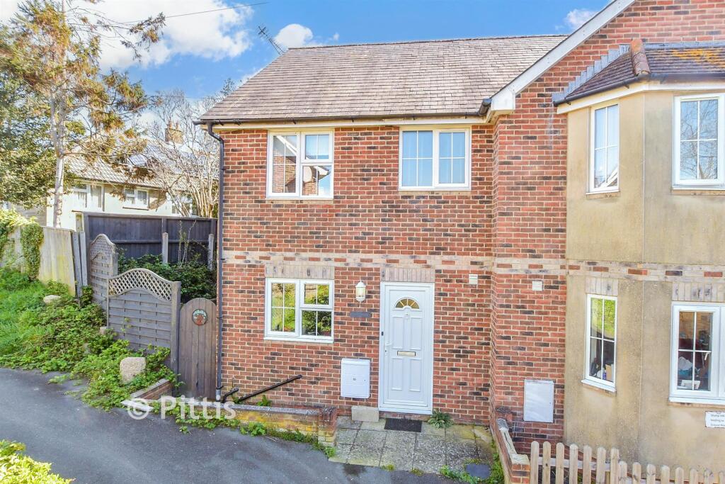 Main image of property: Longhalves, Freshwater, Isle of Wight