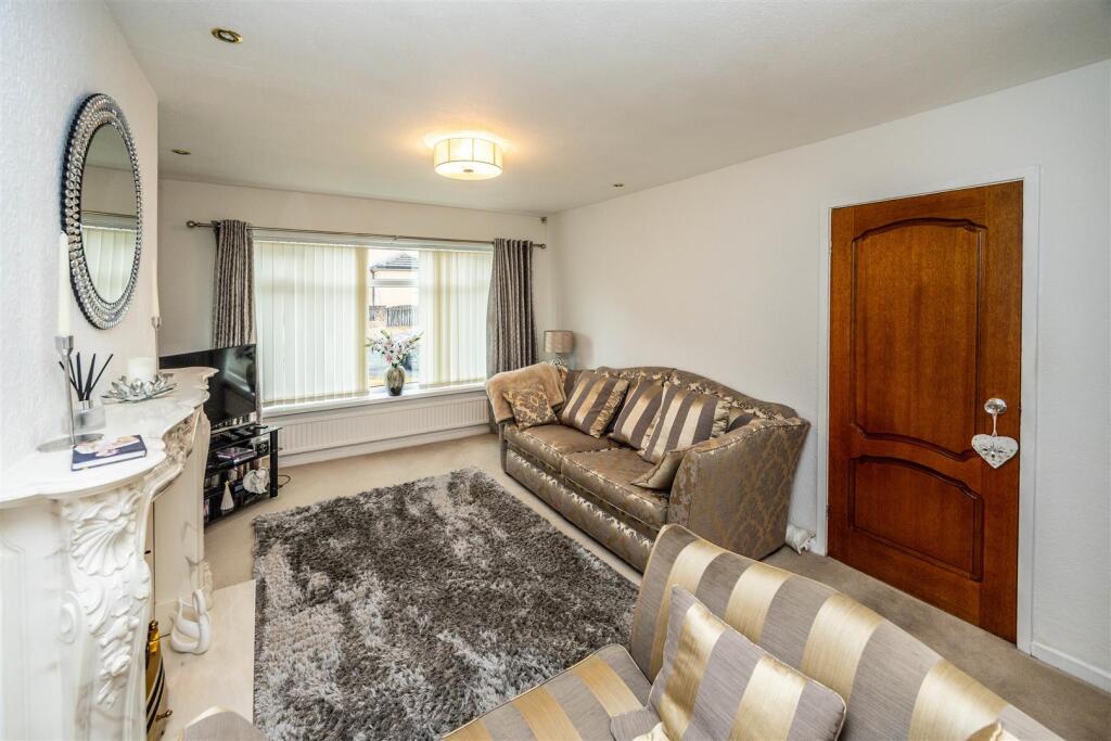 House in Bradford, Broad Folds, Clayton - View 5