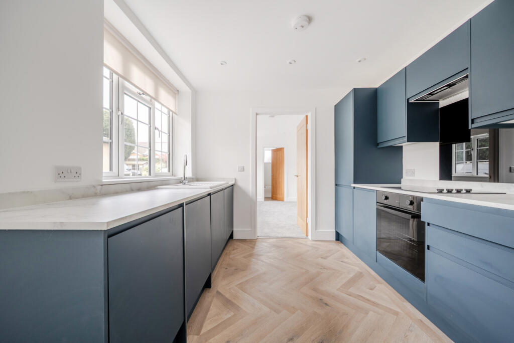Main image of property: High Street, Thames Ditton, KT7