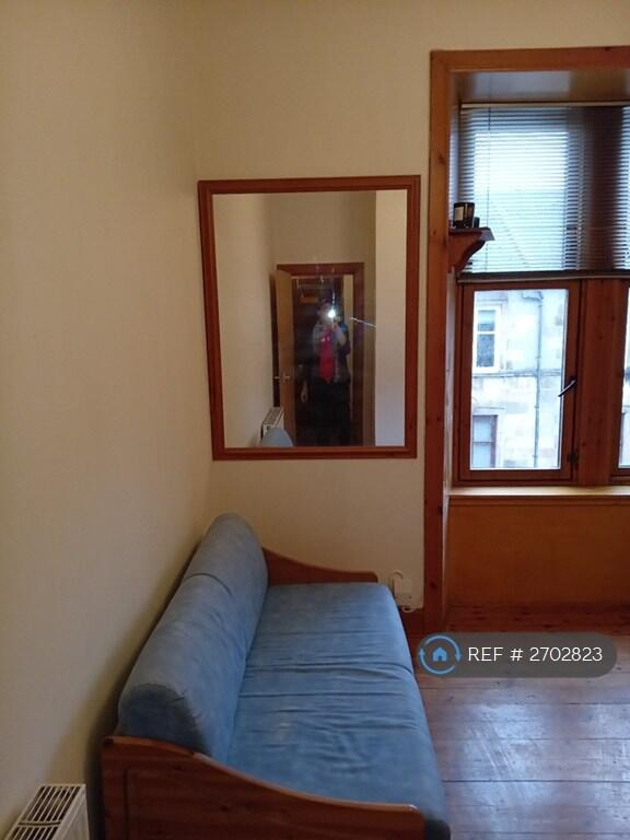 Apartment in Glasgow - View 5