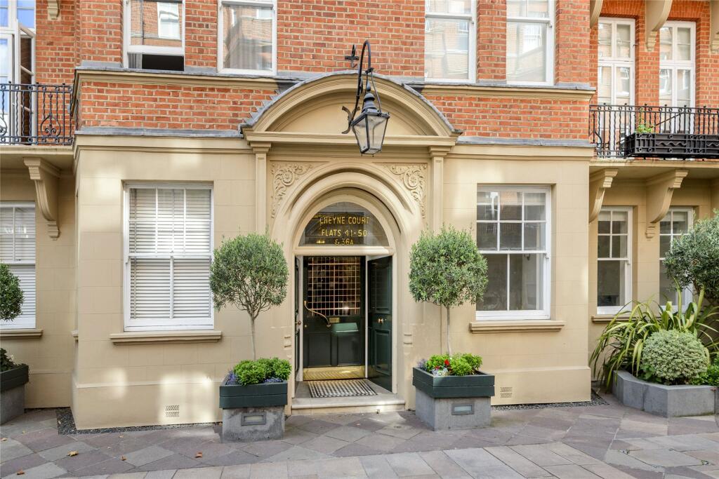 4 bedroom flat for rent