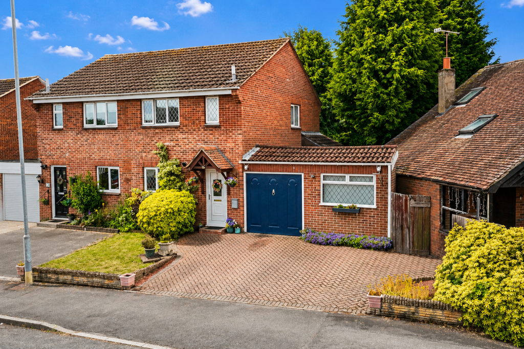 Main image of property: Meadow Road, Barlestone