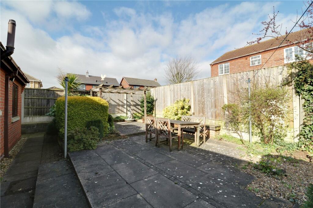 Highfields, Barrow-Upon-Humber, DN19 photo 4