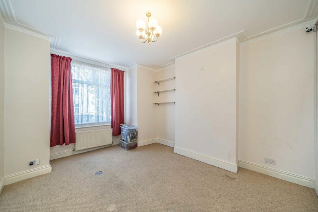 House in London - More